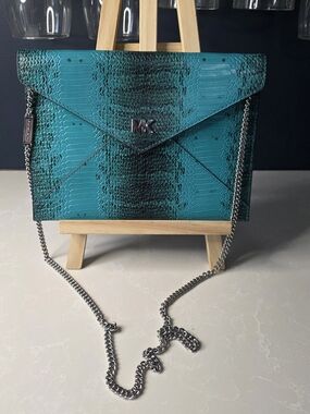NEW W/O Tags Michael Kors Teal Snake-Embossed Envelope Crossbody Bag Leather